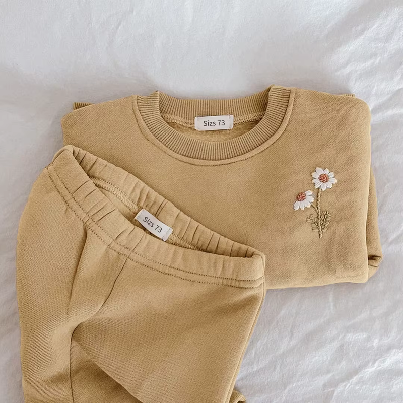 Neutral Sweatshirt&Joggers Set